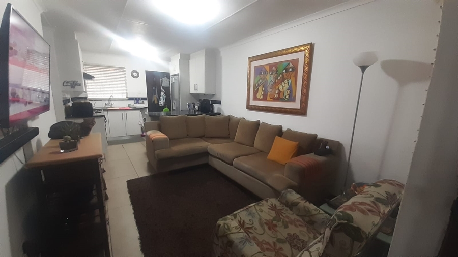To Let 3 Bedroom Property for Rent in Heiderand Western Cape
